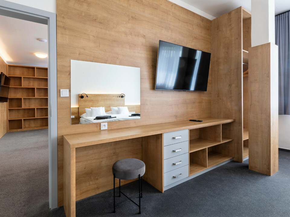 Kliknutím zvětšíte 878a1069