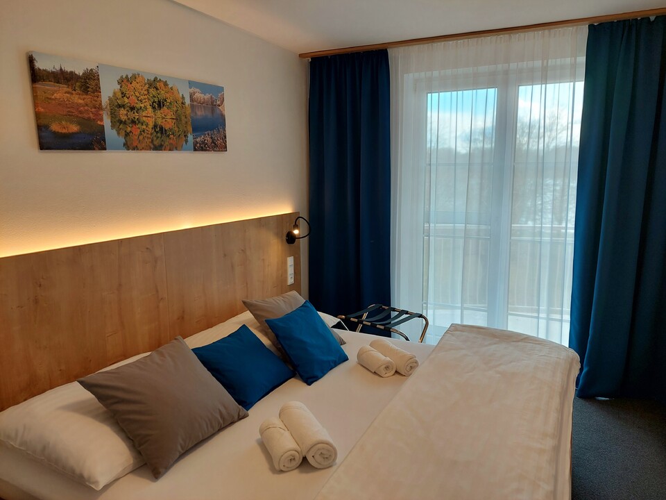 Kliknutím zvětšíte famb